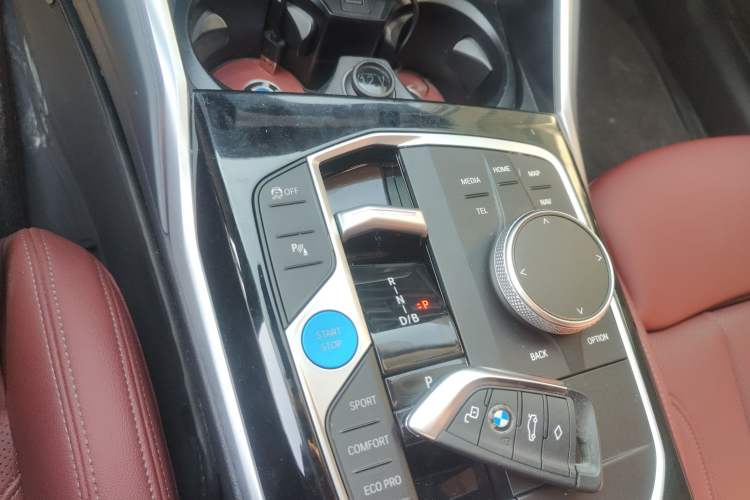 Used BMW i4 2023 eDrive35
