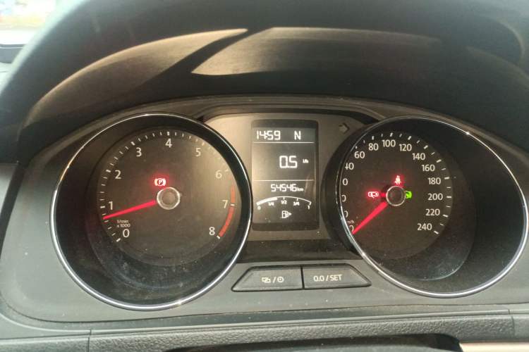 Used Volkswagen Lavida 2017 1.6L Automatic Comfort Edition
