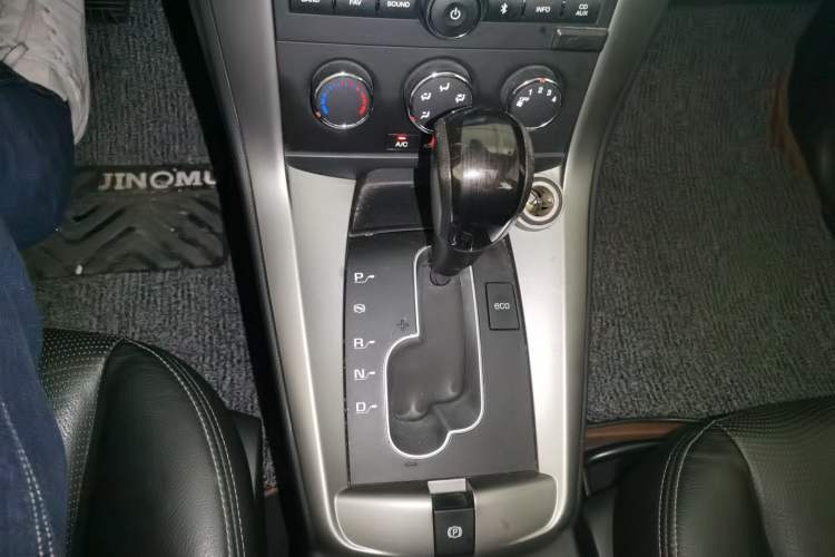 Used Chevrolet Captiva 2014 2.4L Two-Wheel Drive Urban Version 7 Seats