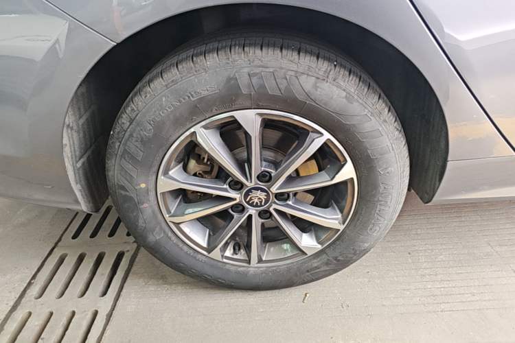 Used BYD Qin PLUS 2024 HONOR Edition DM-i 55KM Leading Model
