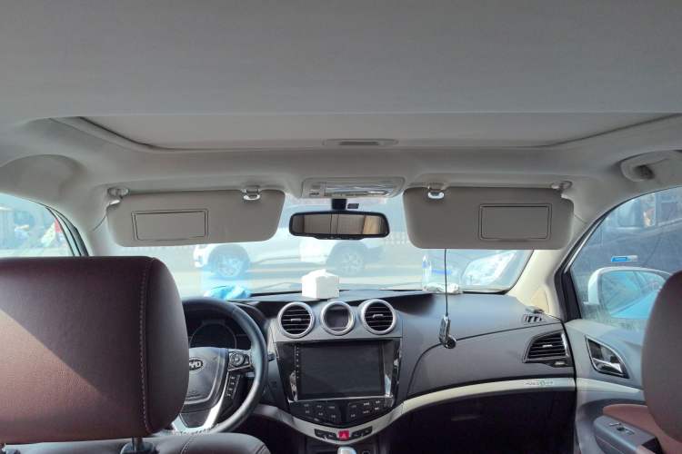 Used BYD S7 2015 2.0T Upgraded Automatic Luxury Version