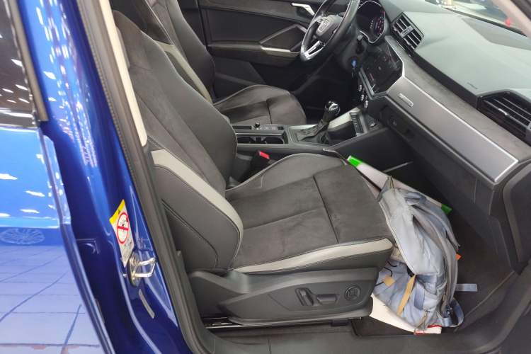 Used Audi Q3 2020 35 TFSI Ambition Dynamic Edition
