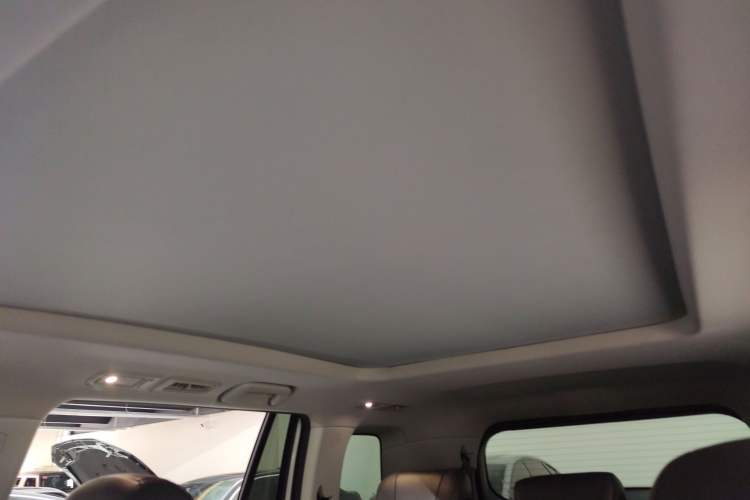 Used GAC Trumpchi GS8 2017 320T Two-Wheel Drive Luxury Smart Connectivity Version (7 Seats)
