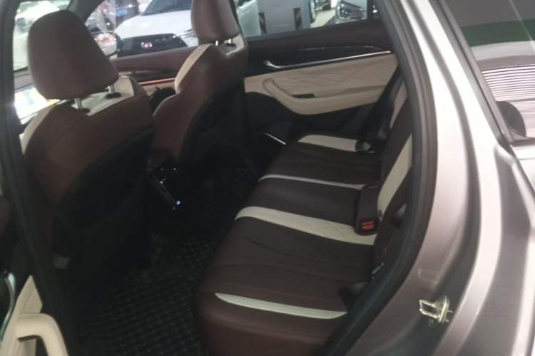 Used Geely Auto Monjaro L 2021 2.0TD DCT EVO Two-Wheel Drive Prestige Version
