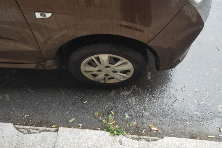 Used Wuling Hongguang 2019 1.5L S Basic Version China VI Standard LAR
