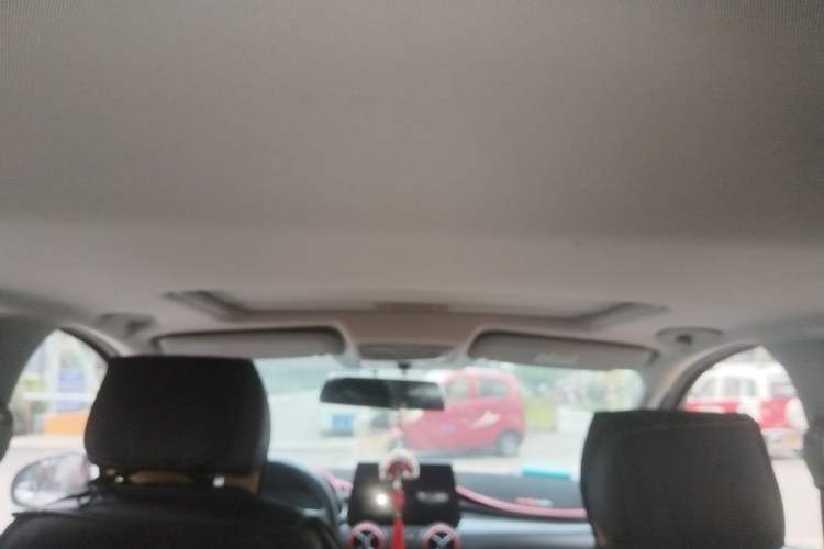 Used BAIC Senova X25 2015 1.5L Automatic Elite Model Headliner