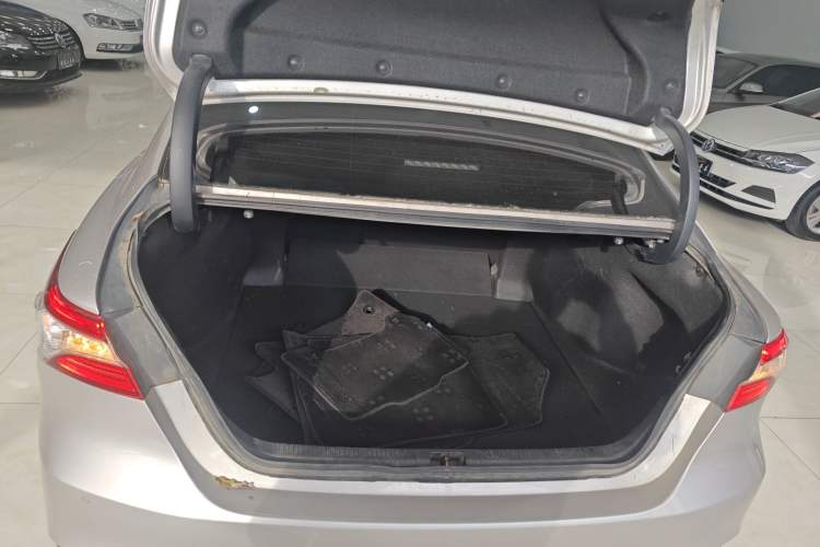 Used Toyota Camry 2019 2.5G Luxury Edition China VI Standard
