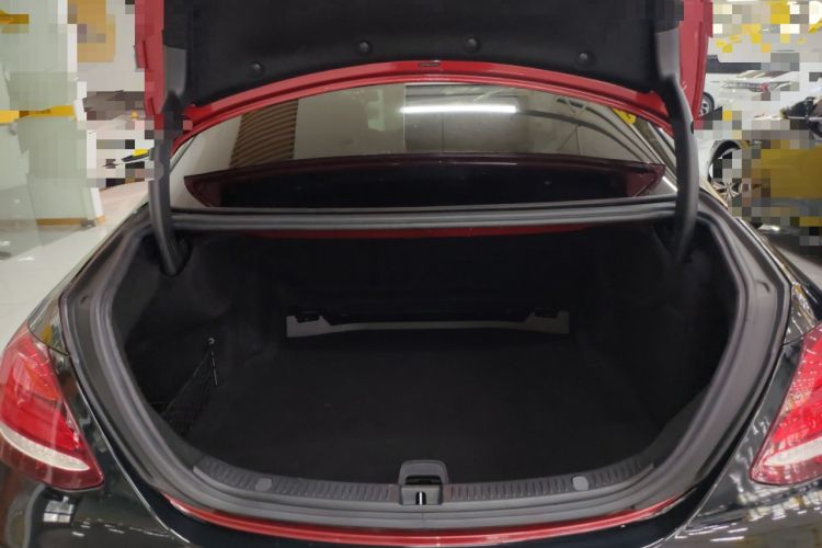 Used Mercedes-Benz E-Class 2017 Facelift E 200 Sport 4MATIC Trunk