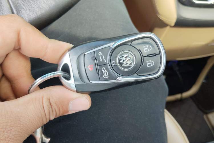 Used Buick GL8 2017 ES 28T Luxury Model China V Standard