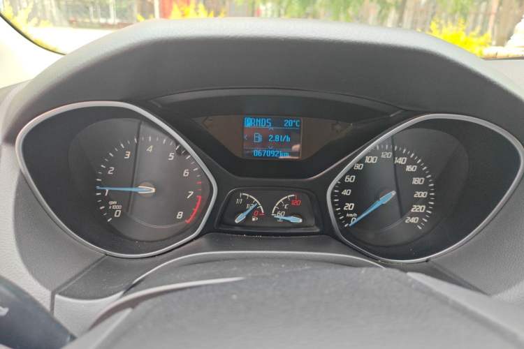 Used Ford Focus 2012 Hatchback 1.6L Automatic Fashion Edition