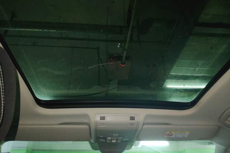 Used Volkswagen Tayron 2023 280TSI Two-Wheel-Drive Luxury Plus Advanced Version Headliner