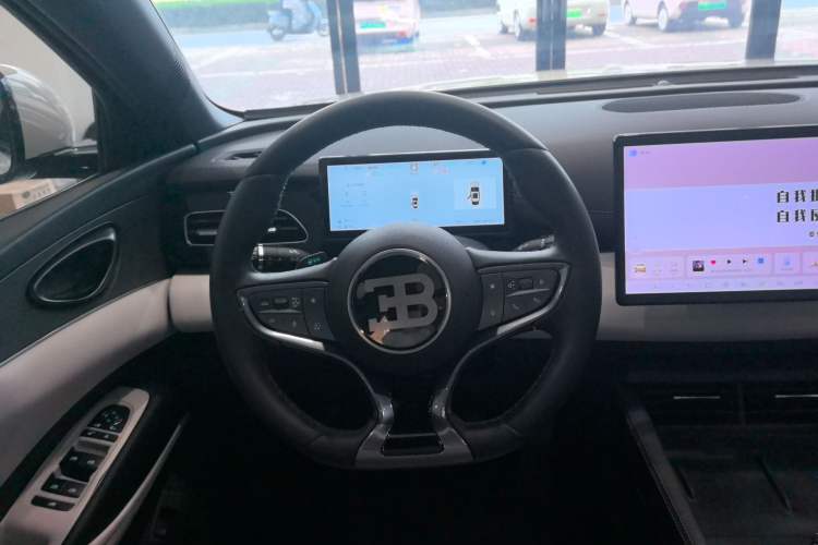 Used BYD Seal 06 New Energy 2025 DM-i Smart Drive 120KM Prestige Model
