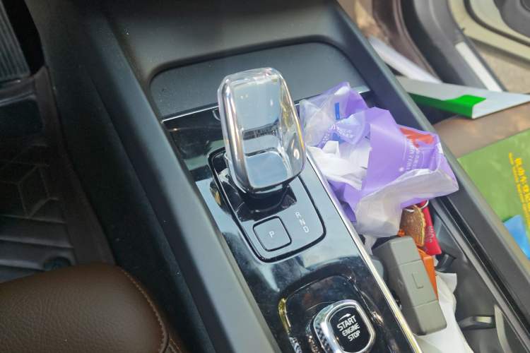 Used Volvo XC60 2023 B5 4x4 Smart Luxury Edition