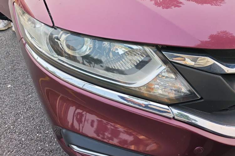 Used Honda Jade 2017 1.8L automatic Comfort version 5 seats Right Front Headlight