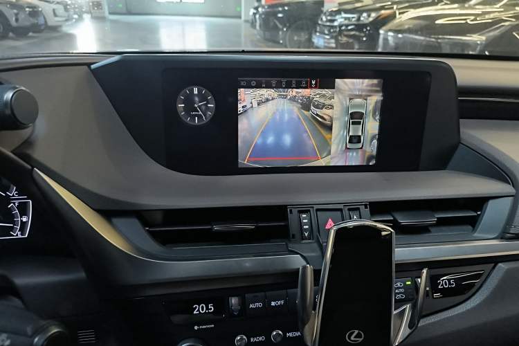 Used Lexus ES 2020 200 Luxury Edition
