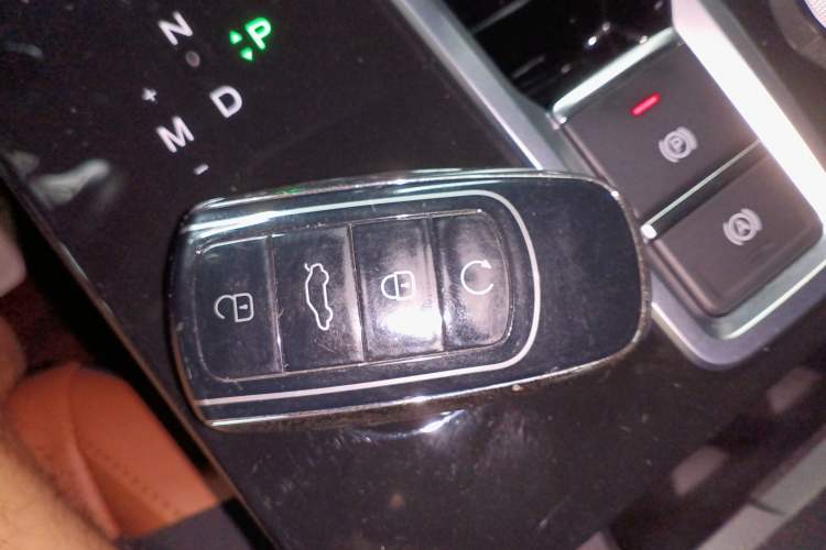 Used Chery Tiggo 8 PLUS 2021 290TGDI DCT Luxury Edition