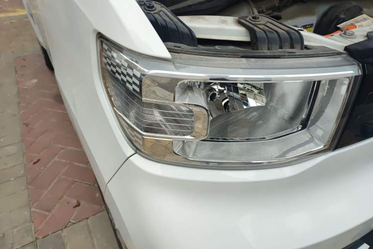 Used Wuling Hongguang MINIEV 2020 Enjoyment Model Lithium Iron Phosphate Exterior 6