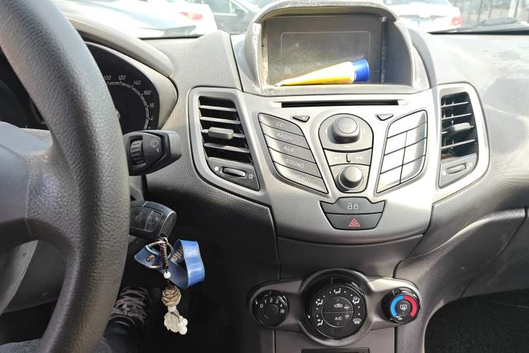 Used Ford Fiesta 2013 Hatchback 1.5L Manual Fashion Edition