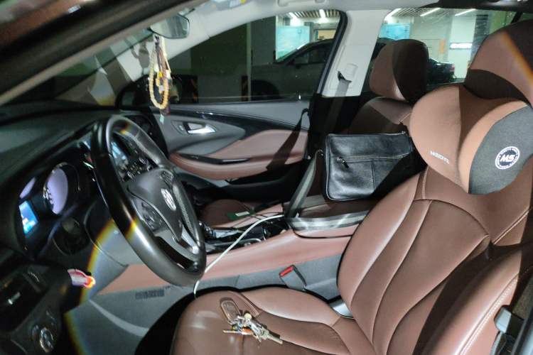 Used Buick Envision 2019 28T 4x4 Elite Version China V Standard Left Front Seat