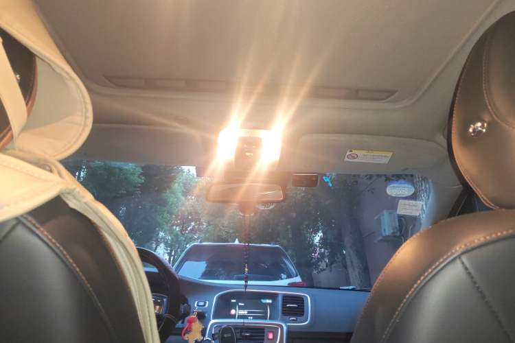 Used Volvo S60 2017 S60L T4 Smart Range Edition
