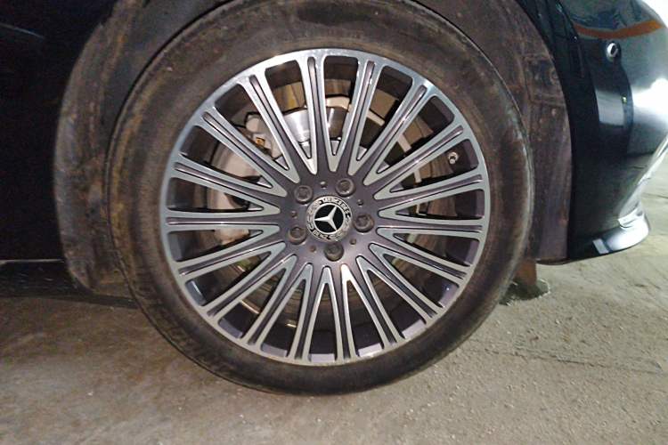 Used Mercedes-Benz E-Class 2023 Facelift E 260 L