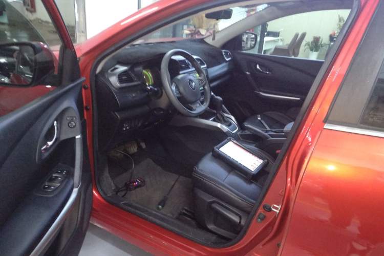 Used Renault Kadjar 2017 2.0L Two-Wheel Drive Fashion Edition Left Front Seat