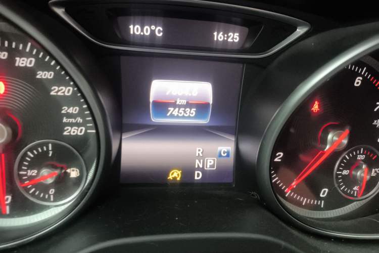 Used Mercedes-Benz CLA 2017 CLA 180 Odometer Close Up