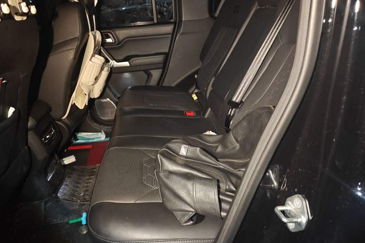 Used 212 T01 2025 2.0T Changfeng
