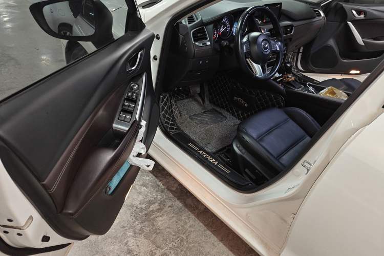 Used Mazda Atenza 2017 2.5L Skyactiv Sport Edition
