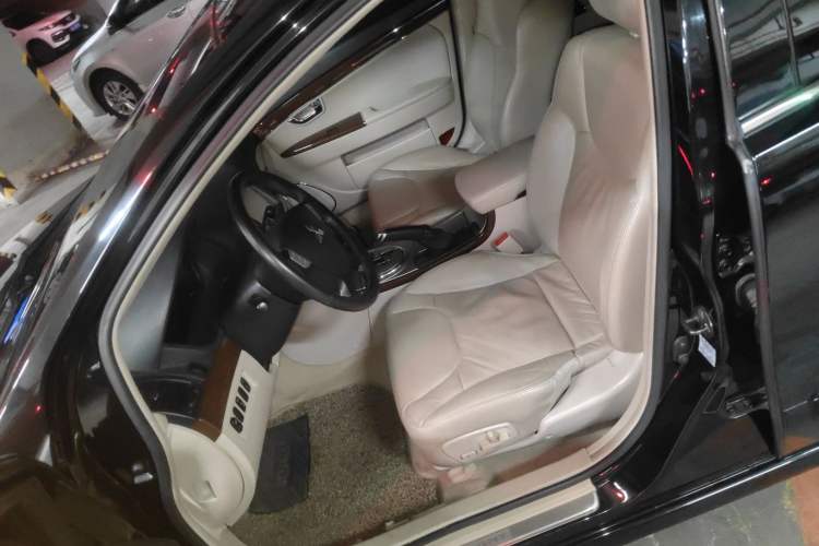 Used Mitsubishi Galant 2012 2.4L Deluxe Upgrade Edition Left Front Seat