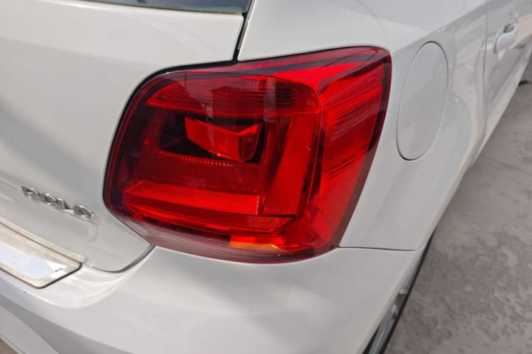 Used Volkswagen Polo 2016 1.4L Automatic Trendy Model Right Rear Taillight