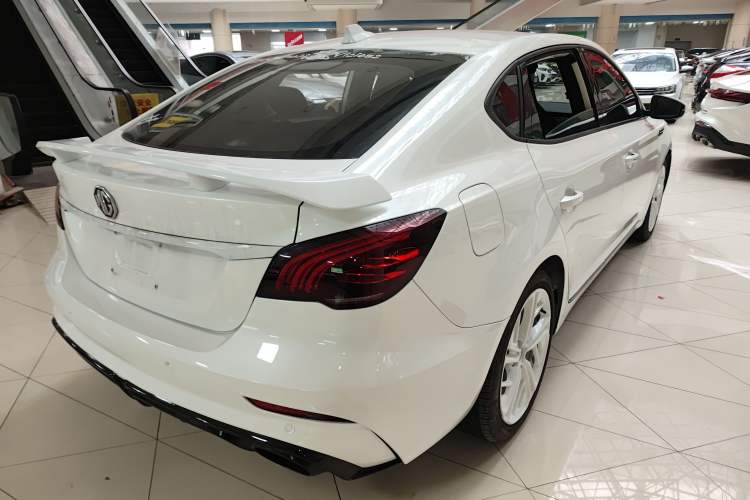 Used MG 6 New Energy 2020 1.5T Hybrid Leading Trendy Edition Rear Right 45 Deg