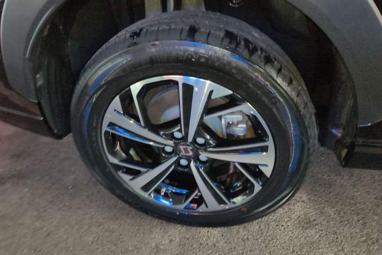 Used SOL QX 2022 300T DCT Moon Exploration Edition