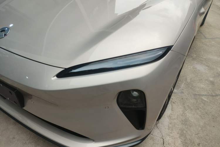 Used Nio ET5T 2023 75 kWh Touring Left Front Headlight