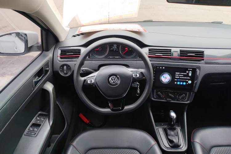 Used Volkswagen Santana 2019 Haval H6 1.5L Automatic Comfort Edition China VI Standard