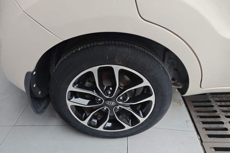 Used Kia Soul 2013 1.6L AT Premium
