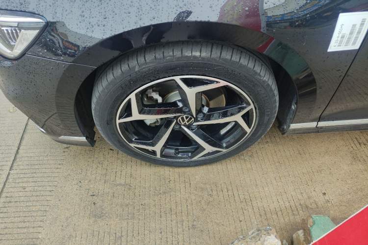 Used Volkswagen Magotan 2023 2 Million Units Limited Edition 280TSI DSG Leading Version