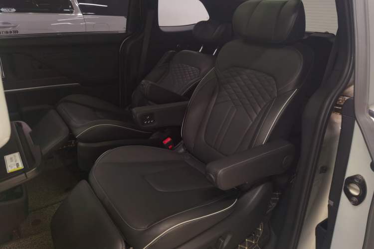 Used Hyundai Custo 2021 380TGDi Smart Love Flagship Edition TOP Premium
