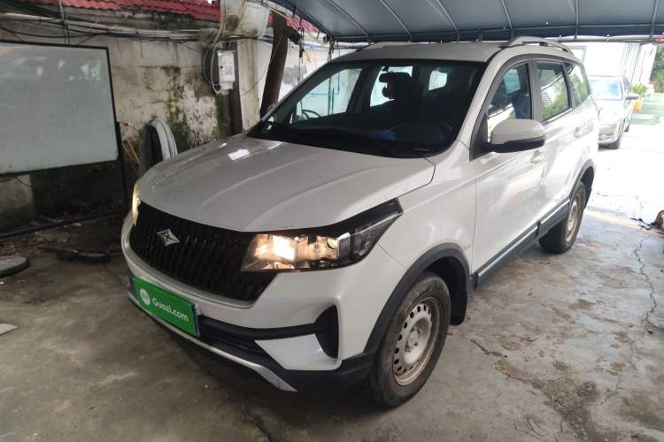 Used BAIC Ruixiang X3 2022 1.5L Manual Base Version 5 Seats