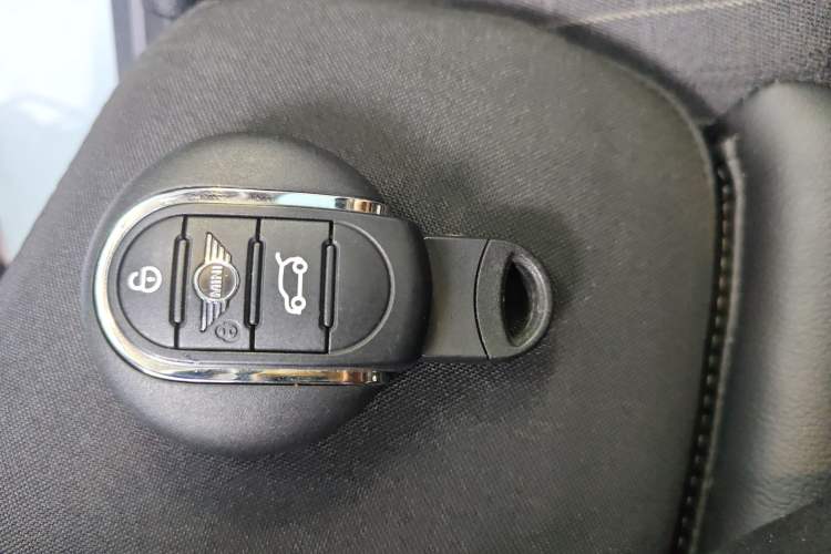 Used MINI MINI 2018 1.5T COOPER Classic Edition Five-Door Version