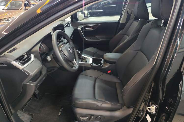 Used Toyota Wildlander 2023 2.0L CVT Two-Wheel Drive Urban Edition