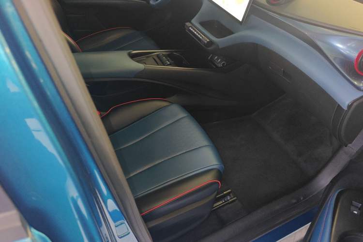 Used BYD Dolphin 2021 405 km Fashion Edition Right Front Seat