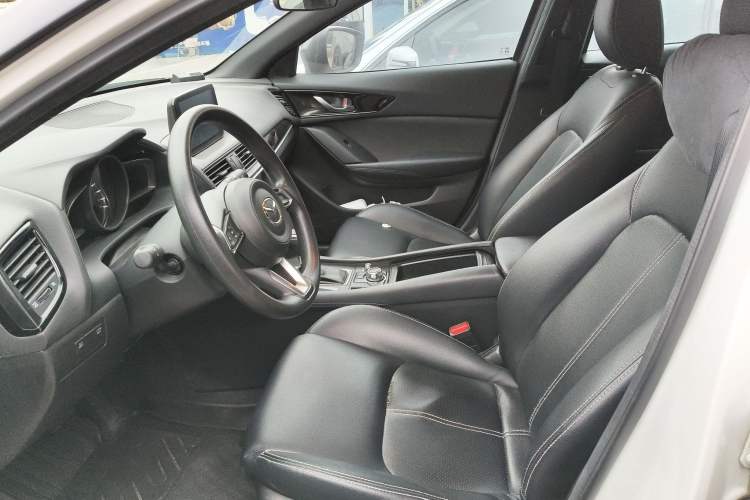 Used Mazda CX-4 2020 2.0L Automatic Two-Wheel Drive Blue Sky Dynamic Edition
