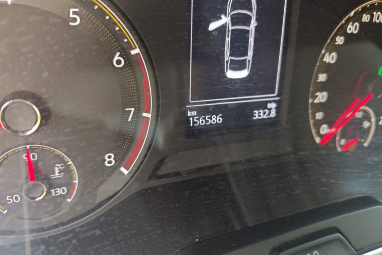 Used Volkswagen Sagitar 2019 200TSI DSG Comfort Version China VI Standard Odometer Close Up