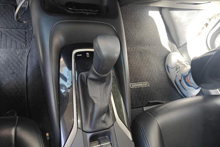 Used Toyota Corolla 2021 TNGA 1.5L CVT Pioneer Edition
