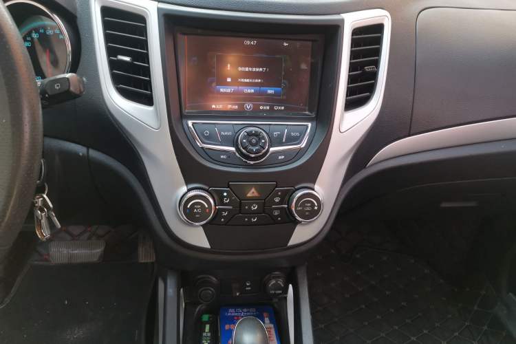 Used Changan CS35 2015 1.6L Automatic Luxury Model China IV Standard