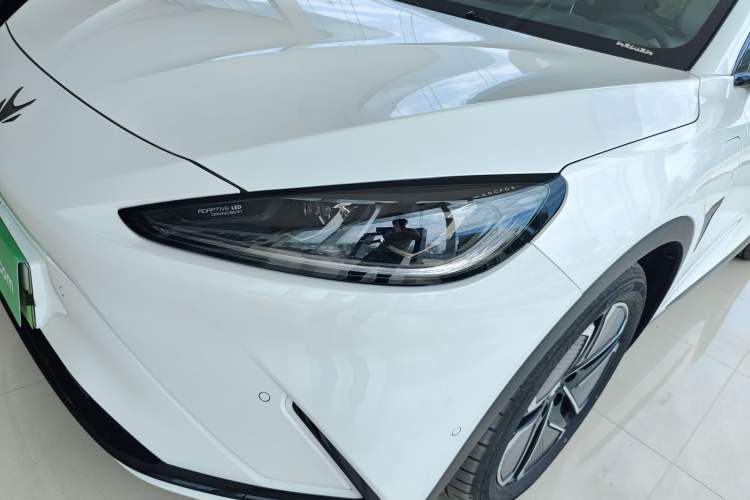 Used ARCFOX Alpha S6 2025 735MAX 160kW Left Front Headlight