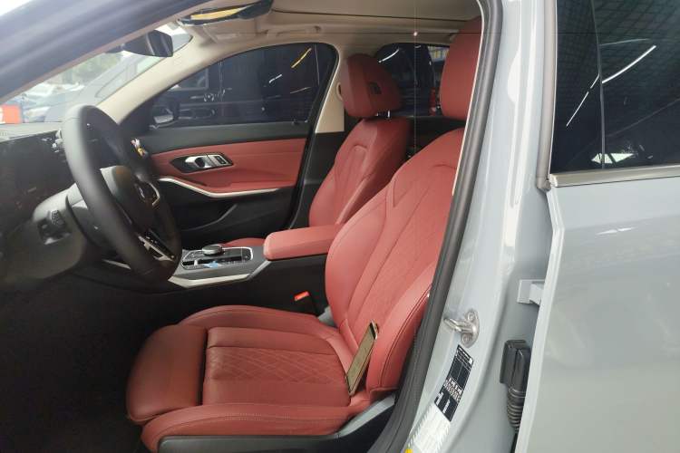 Used BMW i3 2025 eDrive 35 L