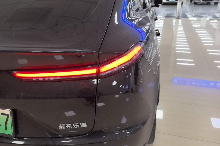 Used ONVO L60 2024 60 kWh Rear-Drive Version Exterior 3