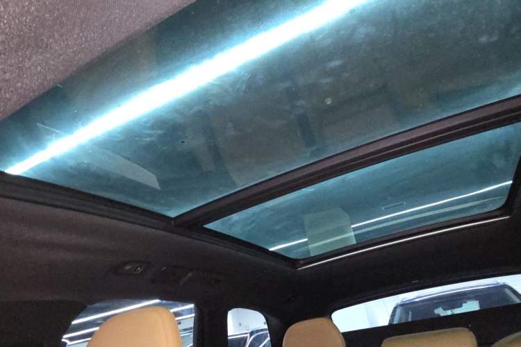 Used Volvo XC60 2019 T5 4x4 Smart Edition China V Standard